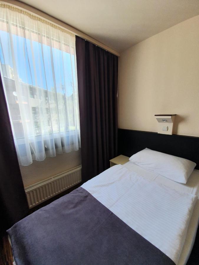 Hotel Pest Inn Budapest Exterior photo